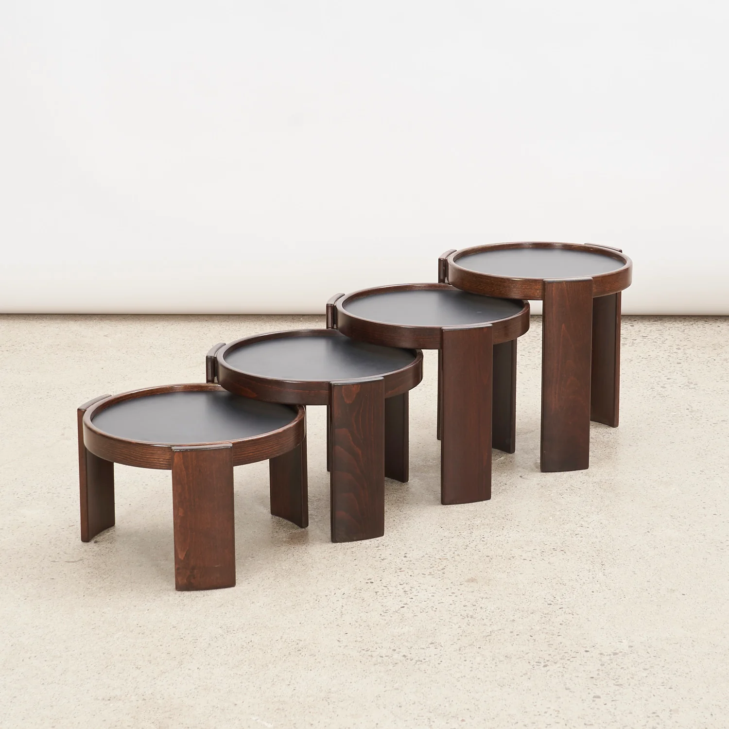 Set of 4 '780' Round Nesting Tables by Gianfranco Frattini for Cassina - Image 3