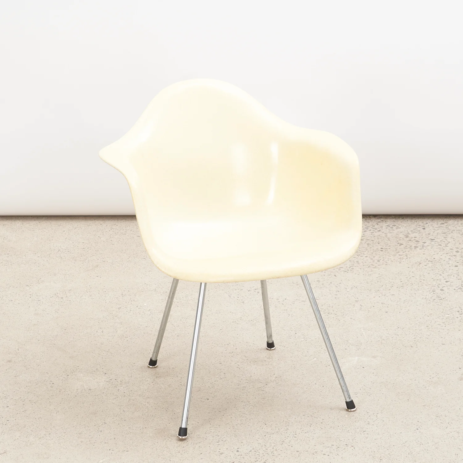 Eames ‘SAX’ Fiberglass Shell Chair for Herman Miller - Image 5