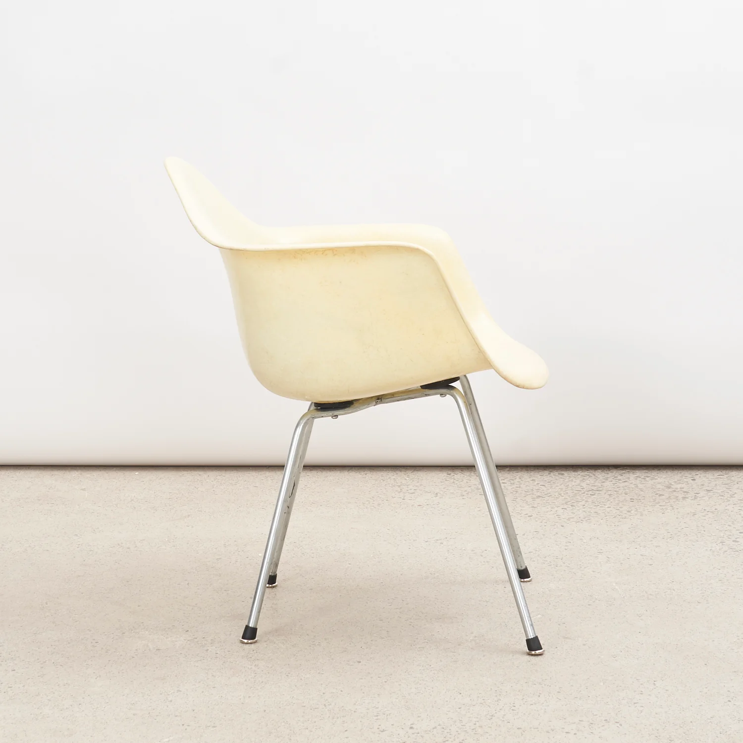 Eames ‘SAX’ Fiberglass Shell Chair for Herman Miller - Image 6