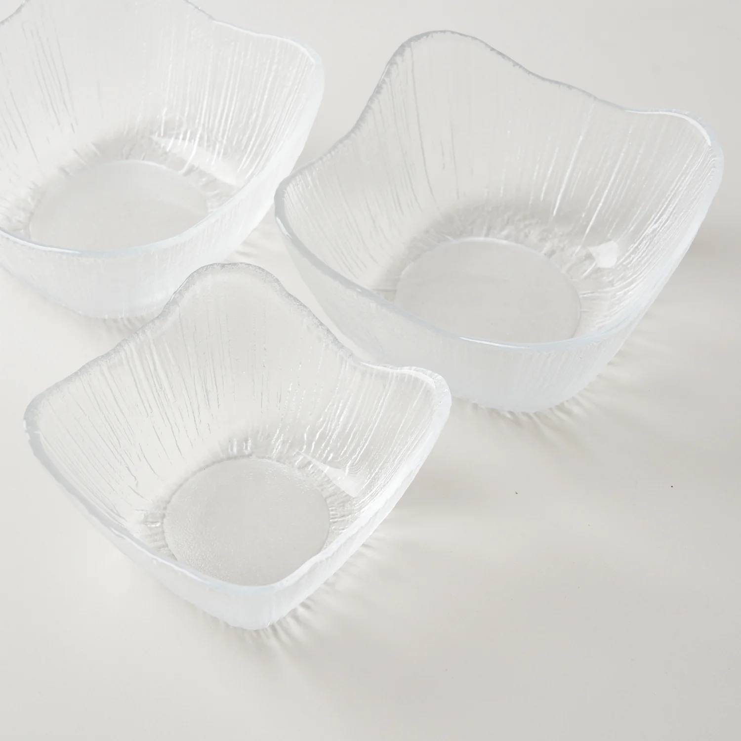 Set of 3 Decorative Glass Bowls - Image 3