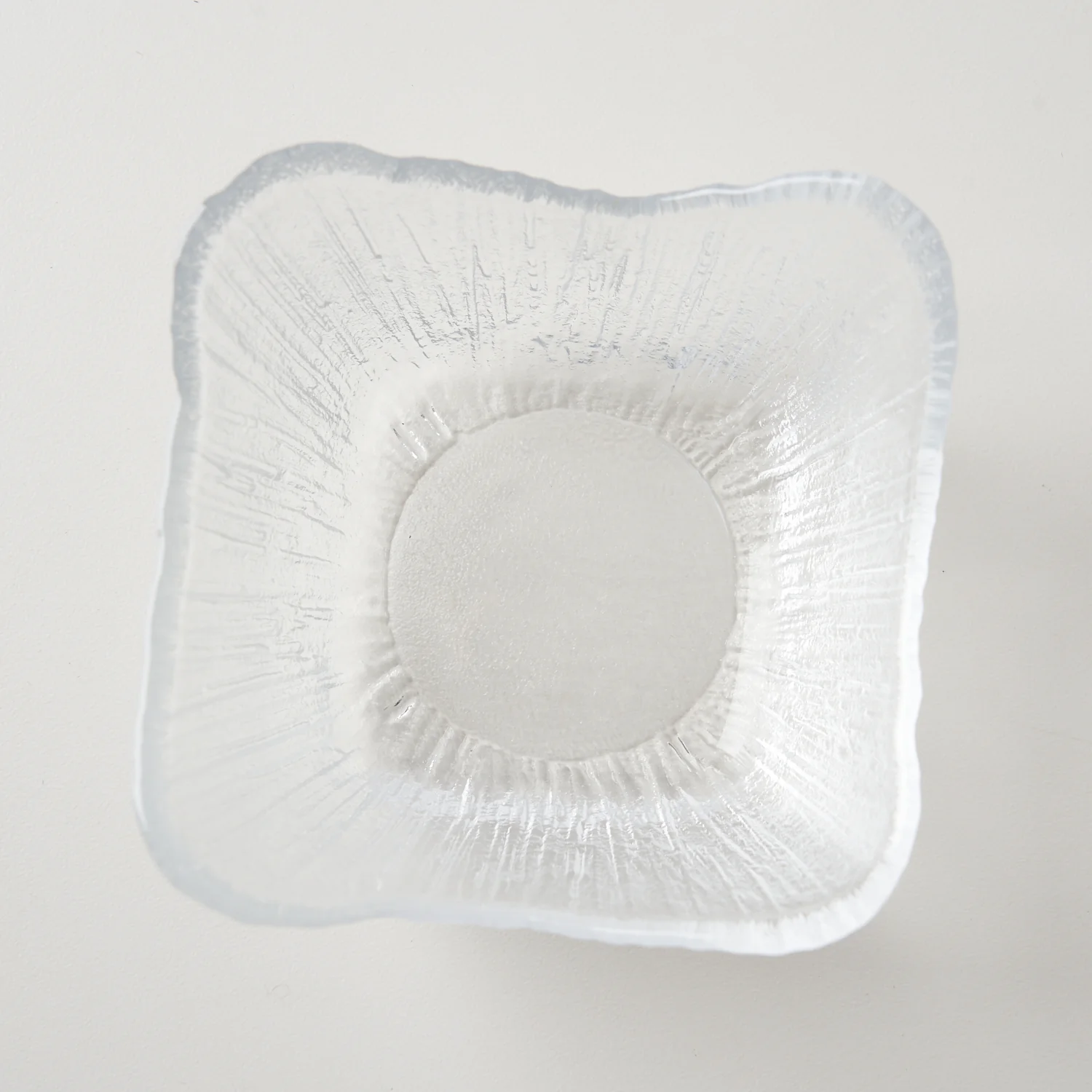 Set of 3 Decorative Glass Bowls - Image 6