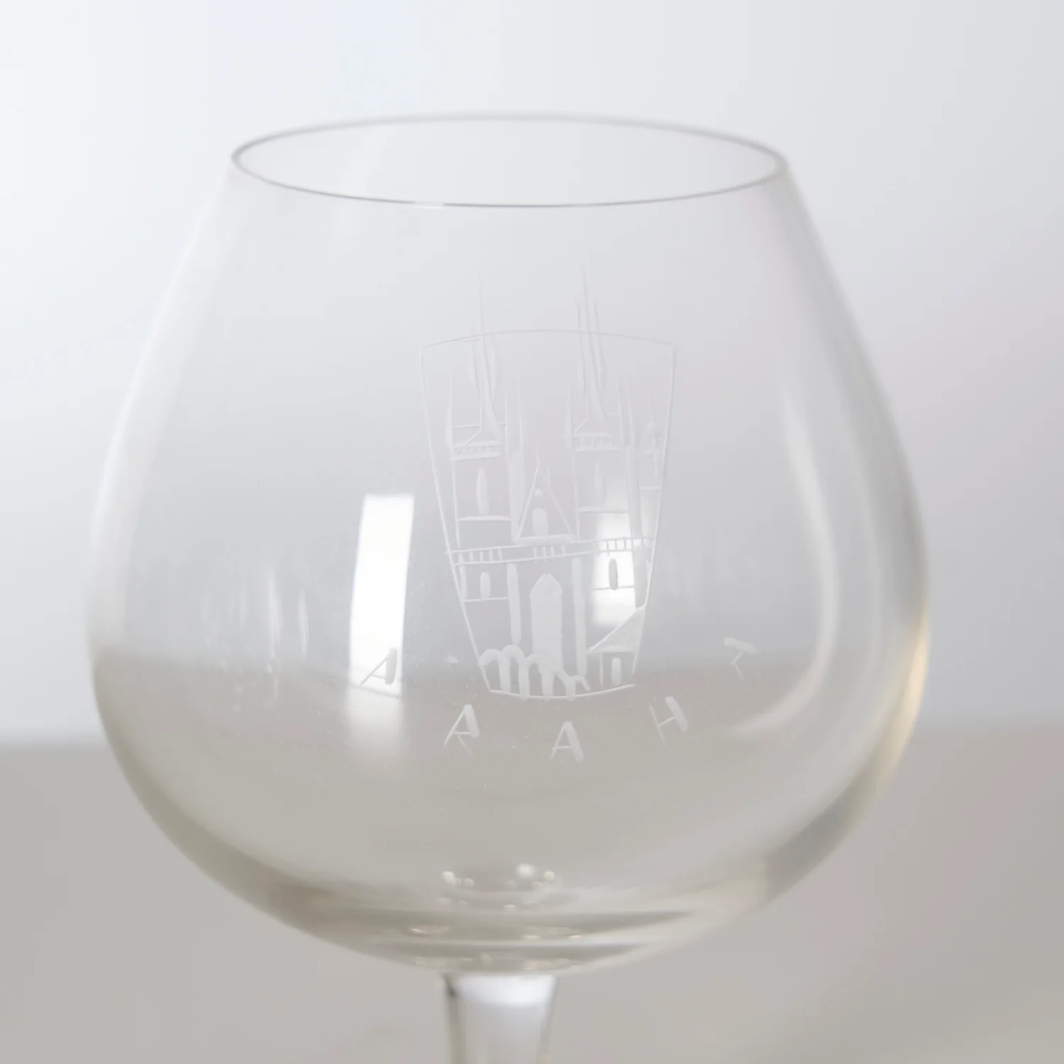 Set of 6 Etched Brandy Glasses - Image 3